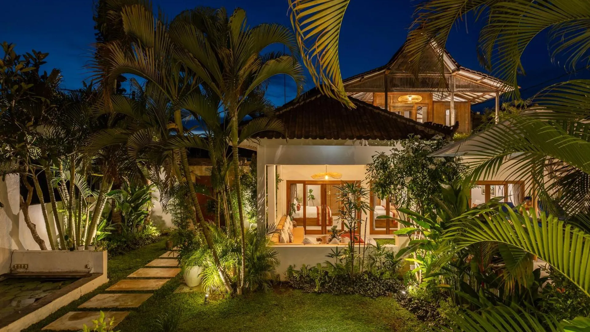 5 Bedroom Entire Villa In Berawa Canggu Dalung