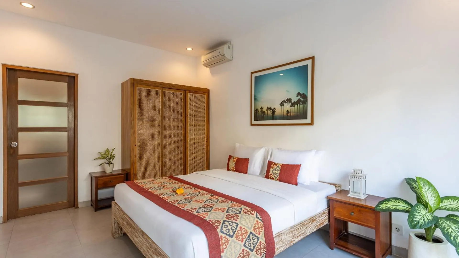 5 Bedroom Entire Villa In Berawa Canggu Dalung  Indonesia