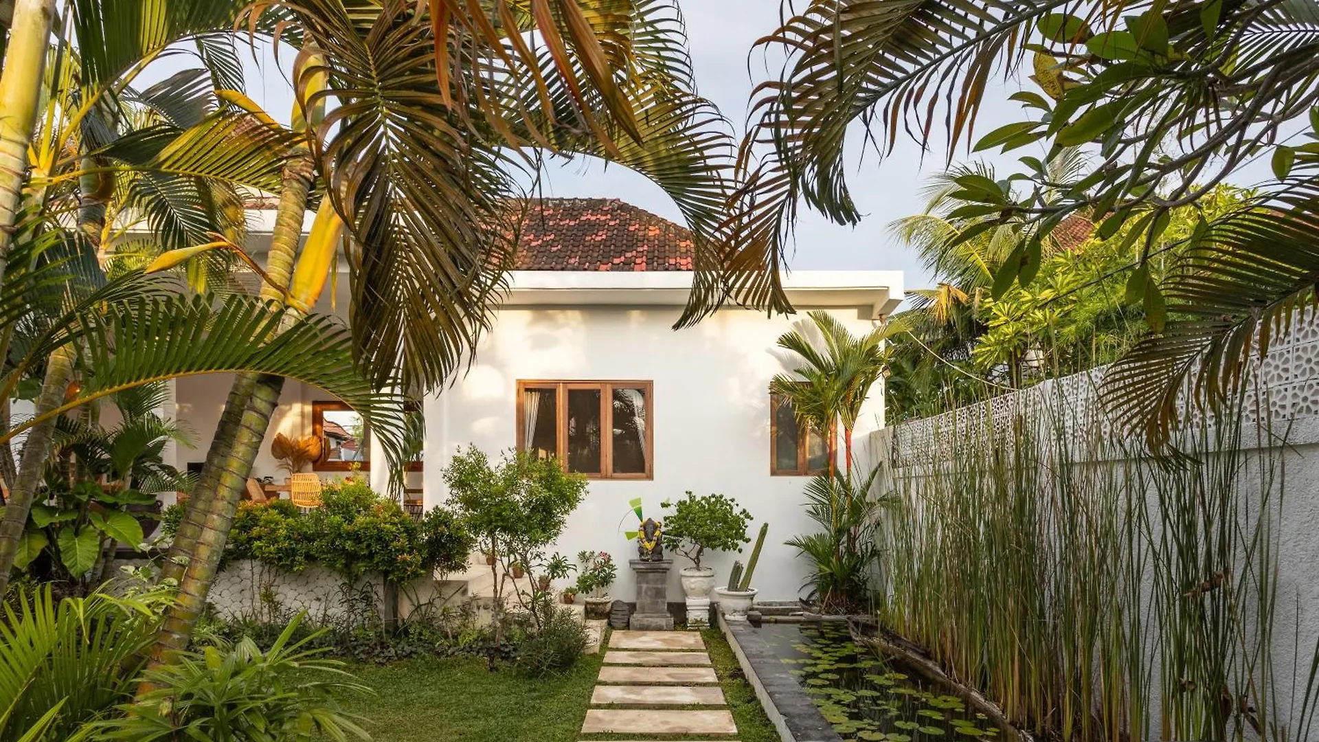5 Bedroom Entire Villa In Berawa Canggu Dalung  0*, Dalung (Bali) Indonesia