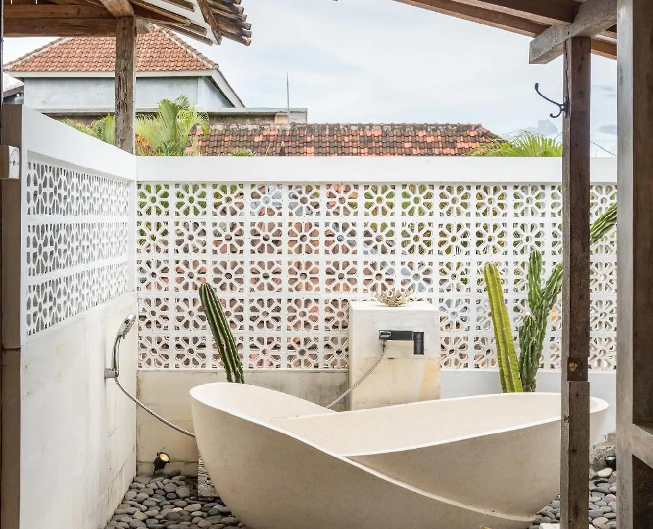 5 Bedroom Entire Villa In Berawa Canggu Dalung